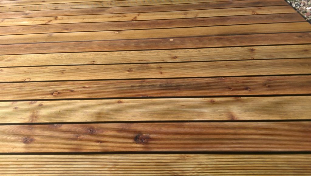 konserwacja podłogi drewnianej olejowanej